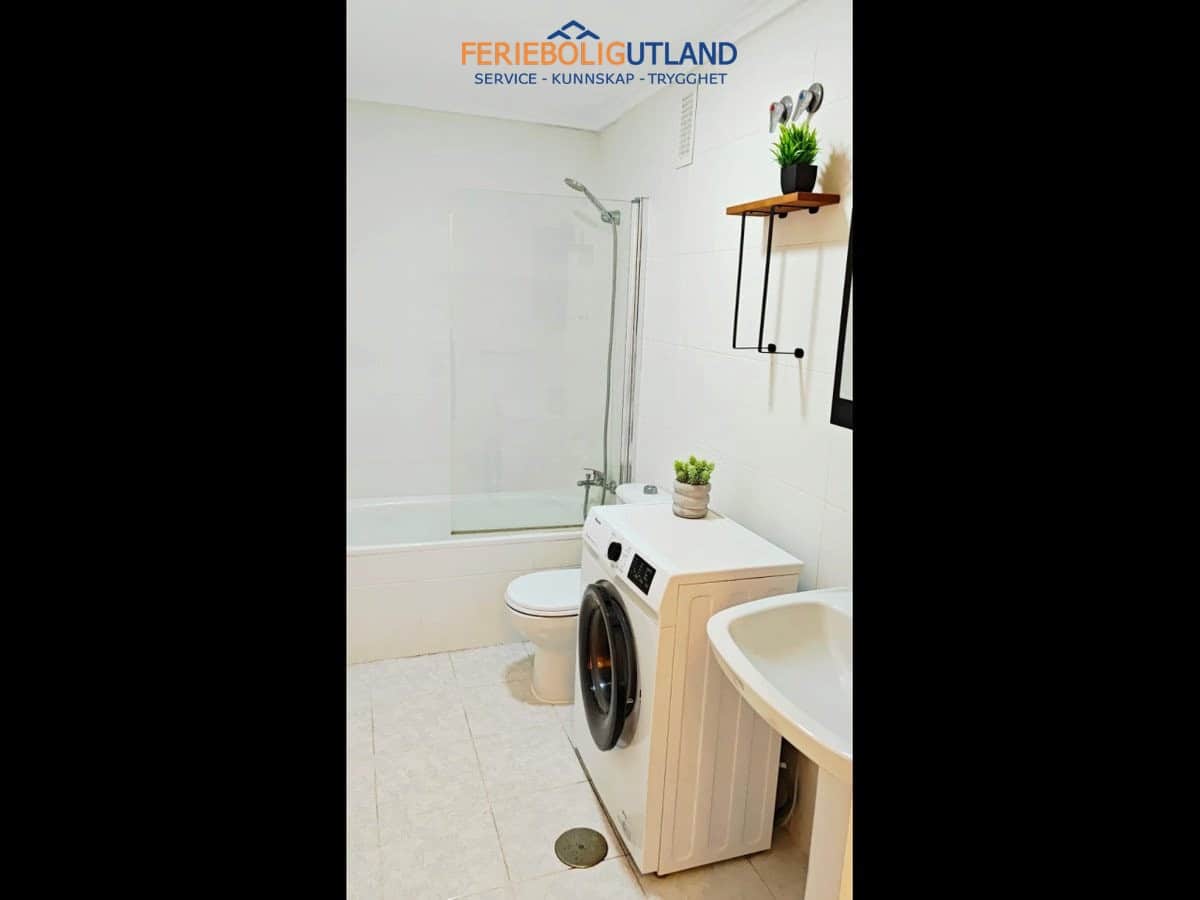 Apartment zu verkaufen in Torrevieja mit Pool - 90.000 € (Ref: 10079013)
