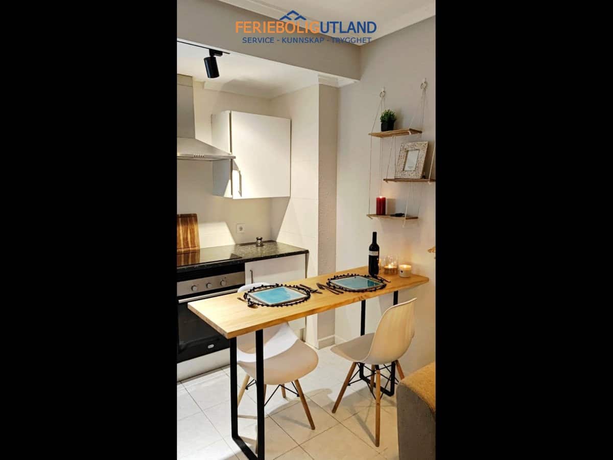 Apartment zu verkaufen in Torrevieja mit Pool - 90.000 € (Ref: 10079013)