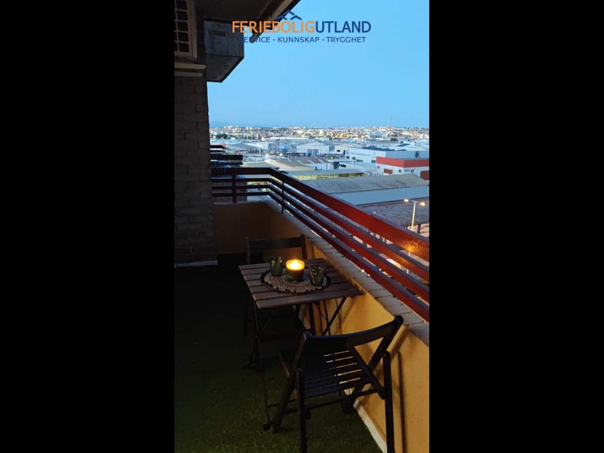 Apartment zu verkaufen in Torrevieja mit Pool - 90.000 € (Ref: 10079013)