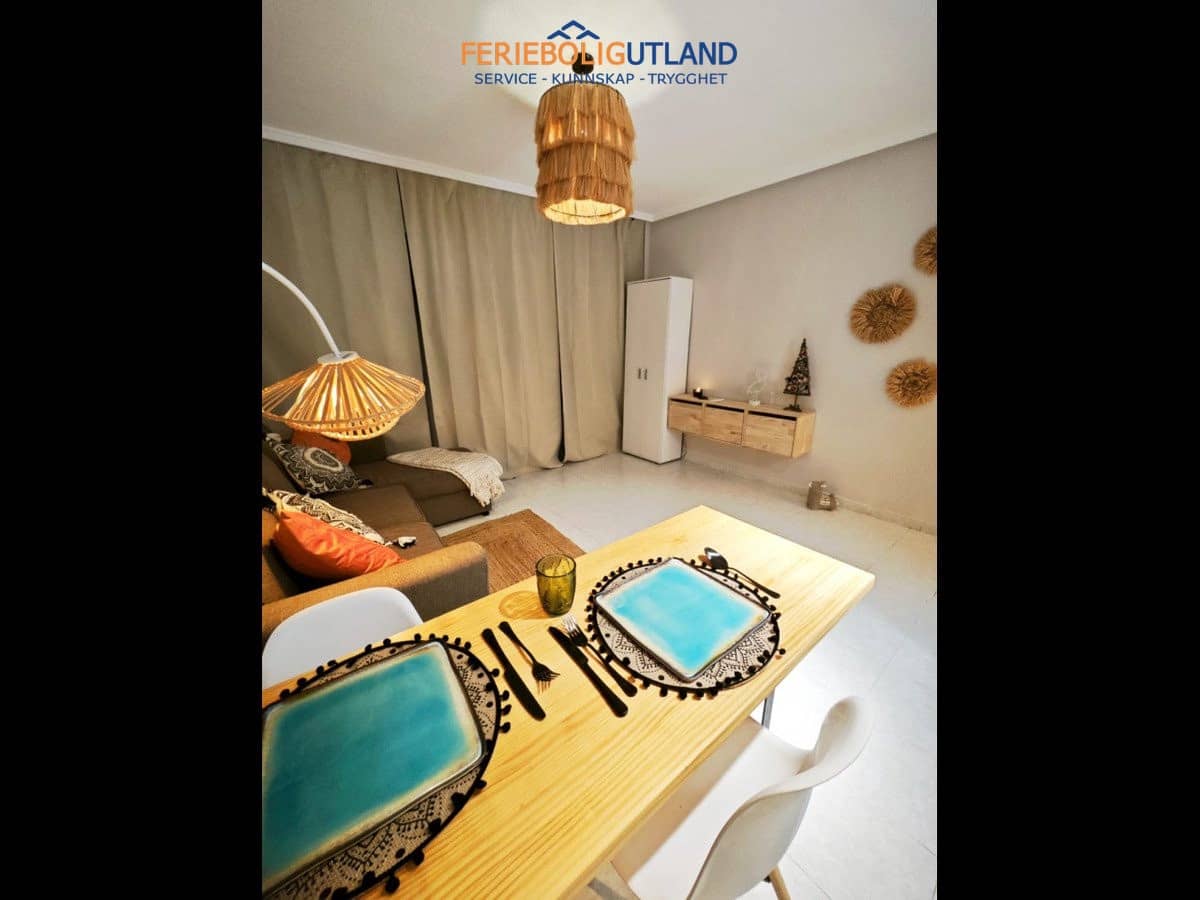 Apartment zu verkaufen in Torrevieja mit Pool - 90.000 € (Ref: 10079013)