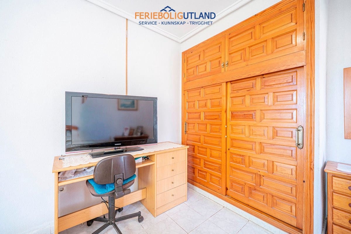 Chalet de 5 habitaciones en Ciudad Quesada en venta con garaje - 359.000 € (Ref: 10081571)