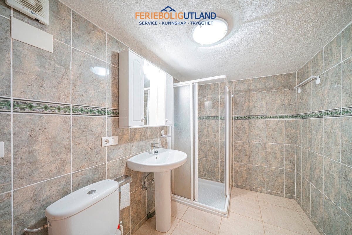 Chalet de 5 habitaciones en Ciudad Quesada en venta con garaje - 359.000 € (Ref: 10081571)