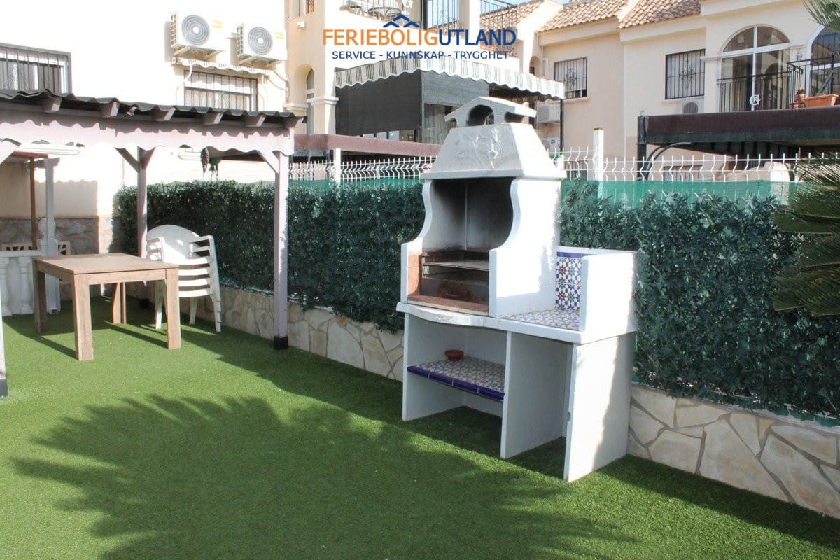 2 sovrum Lägenhet till salu i Orihuela Costa med pool - 145 000 € (Ref: 10081573)