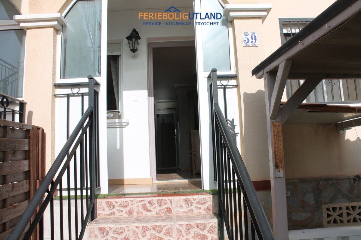 2 sovrum Lägenhet till salu i Orihuela Costa med pool - 145 000 € (Ref: 10081573)