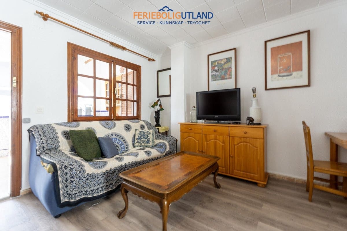 Apartamento de 2 habitaciones en Pilar de la Horadada en venta - 205.000 € (Ref: 10081575)