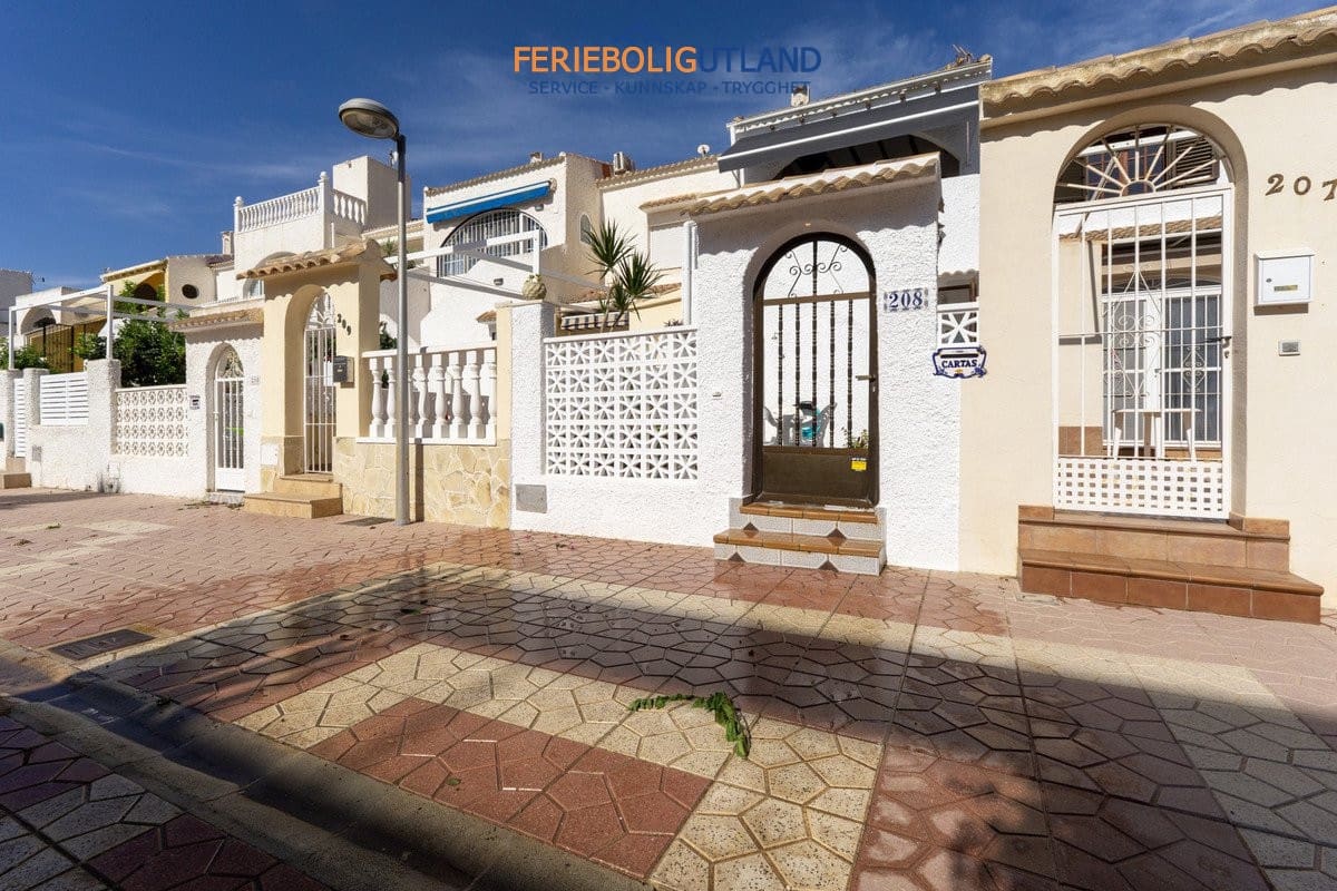 Apartamento de 2 habitaciones en Pilar de la Horadada en venta - 205.000 € (Ref: 10081575)