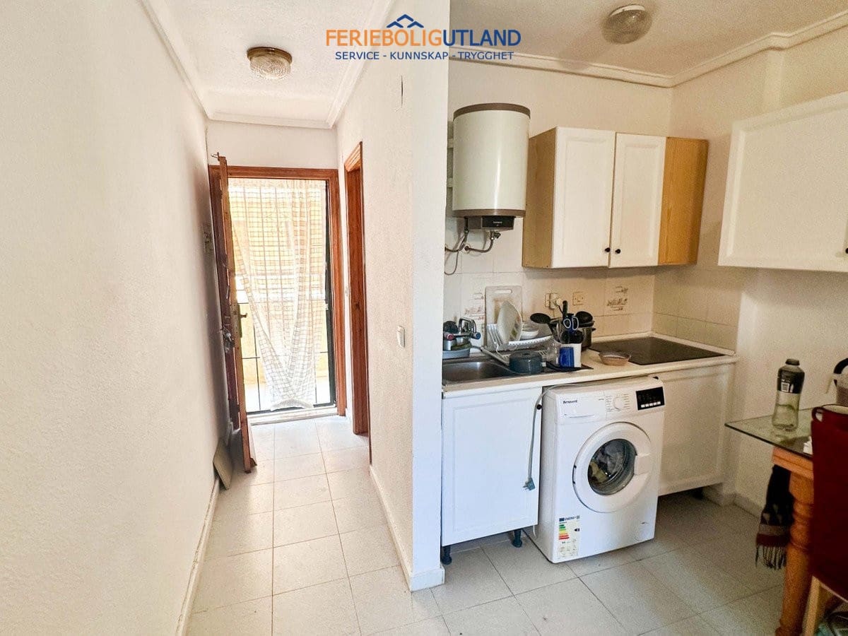 1 quarto Apartamento para venda em La Siesta - 66 000 € (Ref: 10081993)