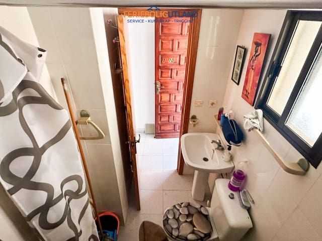 1 quarto Apartamento para venda em La Siesta, Torrevieja - 66 000 € (Ref: 10081993)