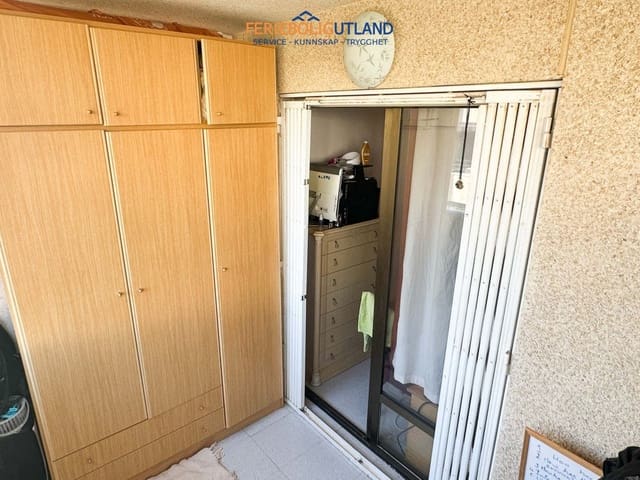 1 quarto Apartamento para venda em La Siesta, Torrevieja - 66 000 € (Ref: 10081993)