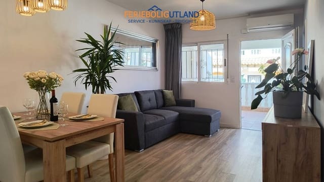 3 makuuhuone Omakotitalo myytävänä paikassa La Florida, Orihuela mukana uima-altaan - 268 800 € (Ref: 10081995)