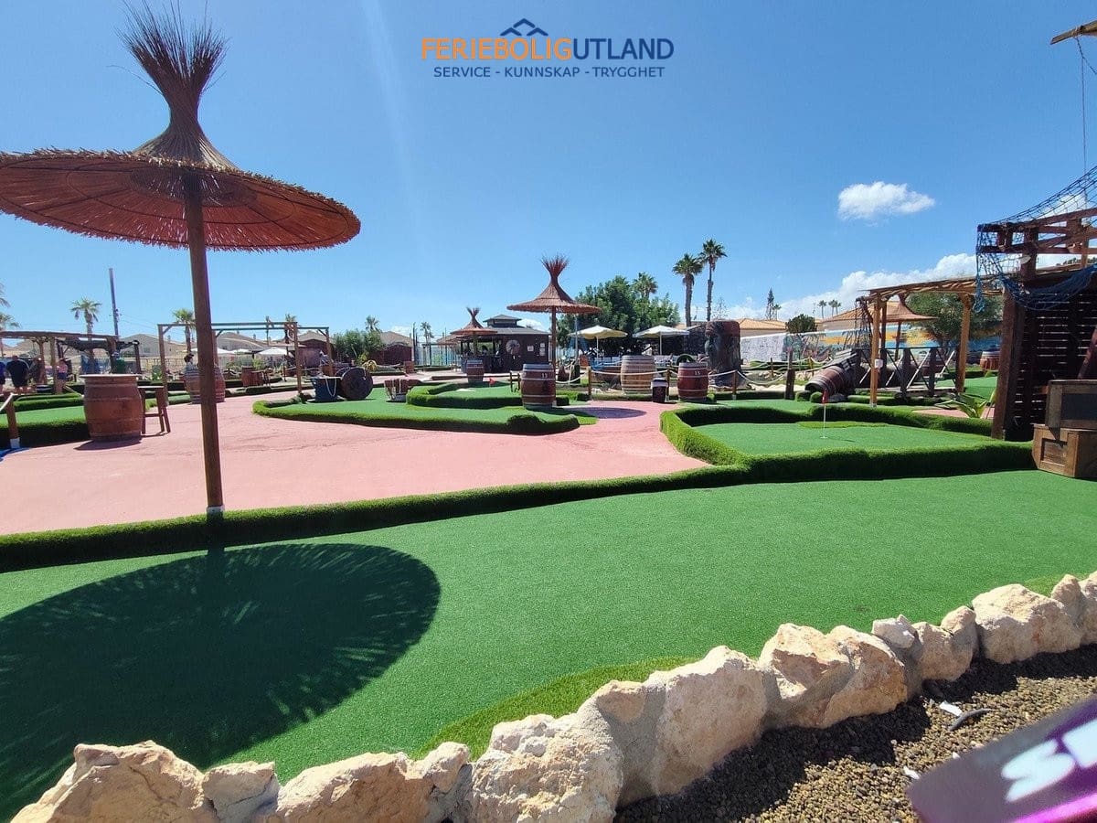 2 quarto Casa em Banda para venda em Playa Flamenca com piscina garagem - 229 900 € (Ref: 10081997)