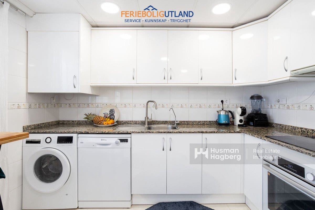 2 soveværelse Byhus til salg i Ciudad Quesada med swimmingpool - € 229.000 (Ref: 10081999)