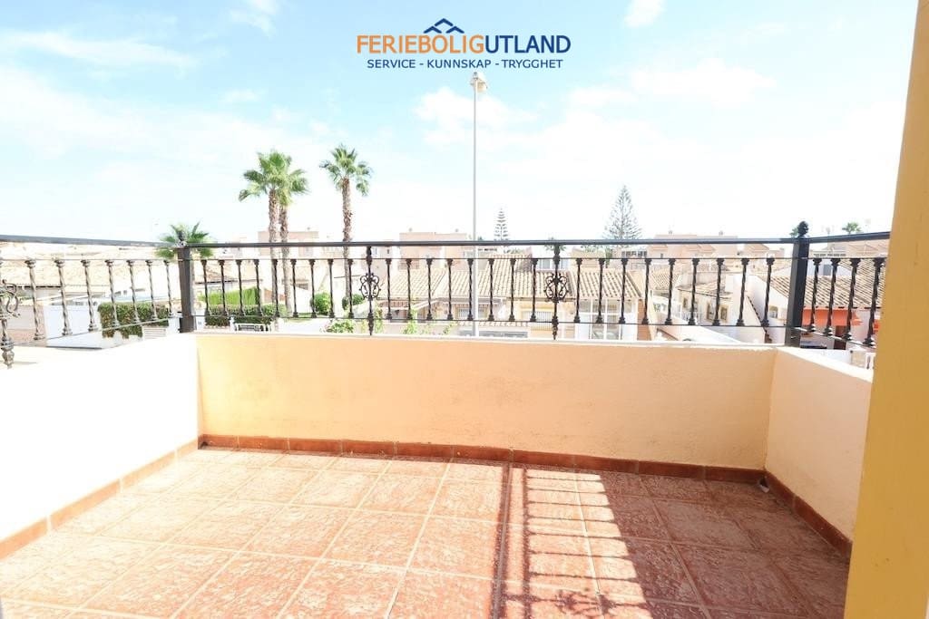 2 chambre Maison de Ville à vendre à Playa Flamenca avec piscine garage - 240 000 € (Ref: 10082001)