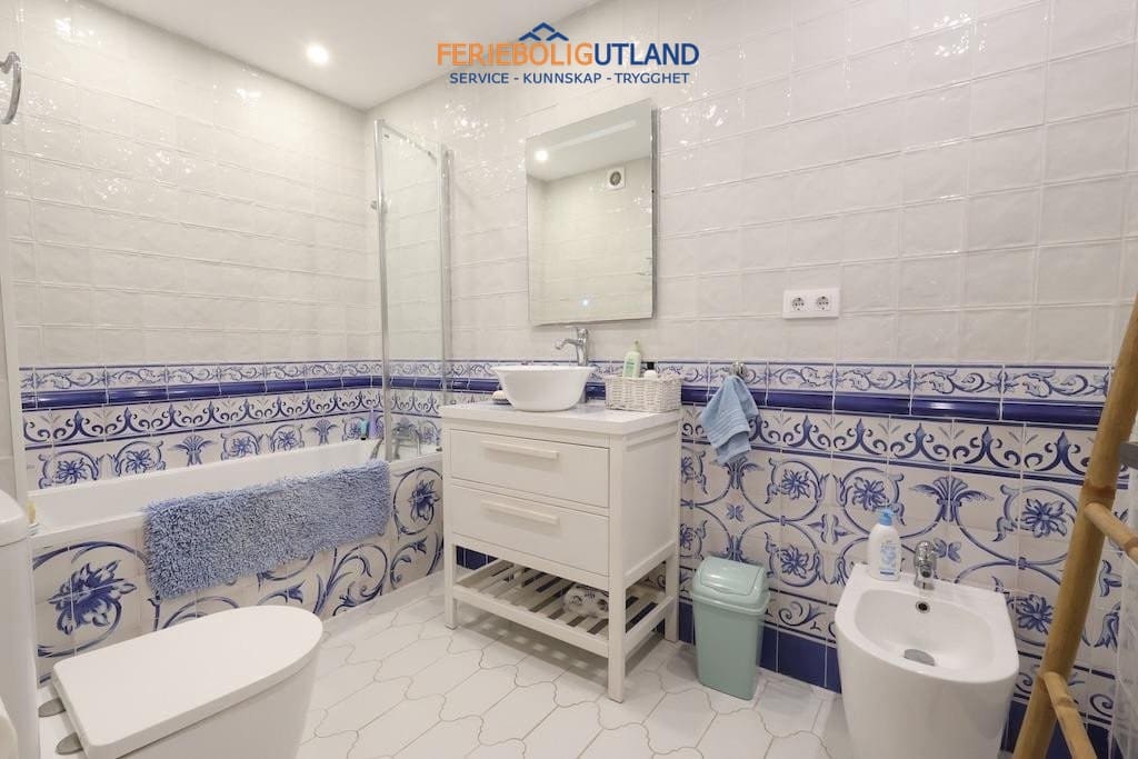 3 slaapkamer Appartement te koop in Torrevieja - € 210.000 (Ref: 10082002)