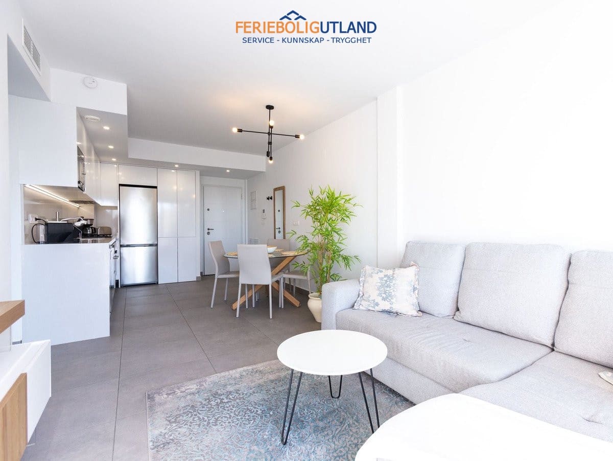 2 Zimmer Penthouse zu verkaufen in Villamartin mit Pool Garage - 298.000 € (Ref: 10082003)