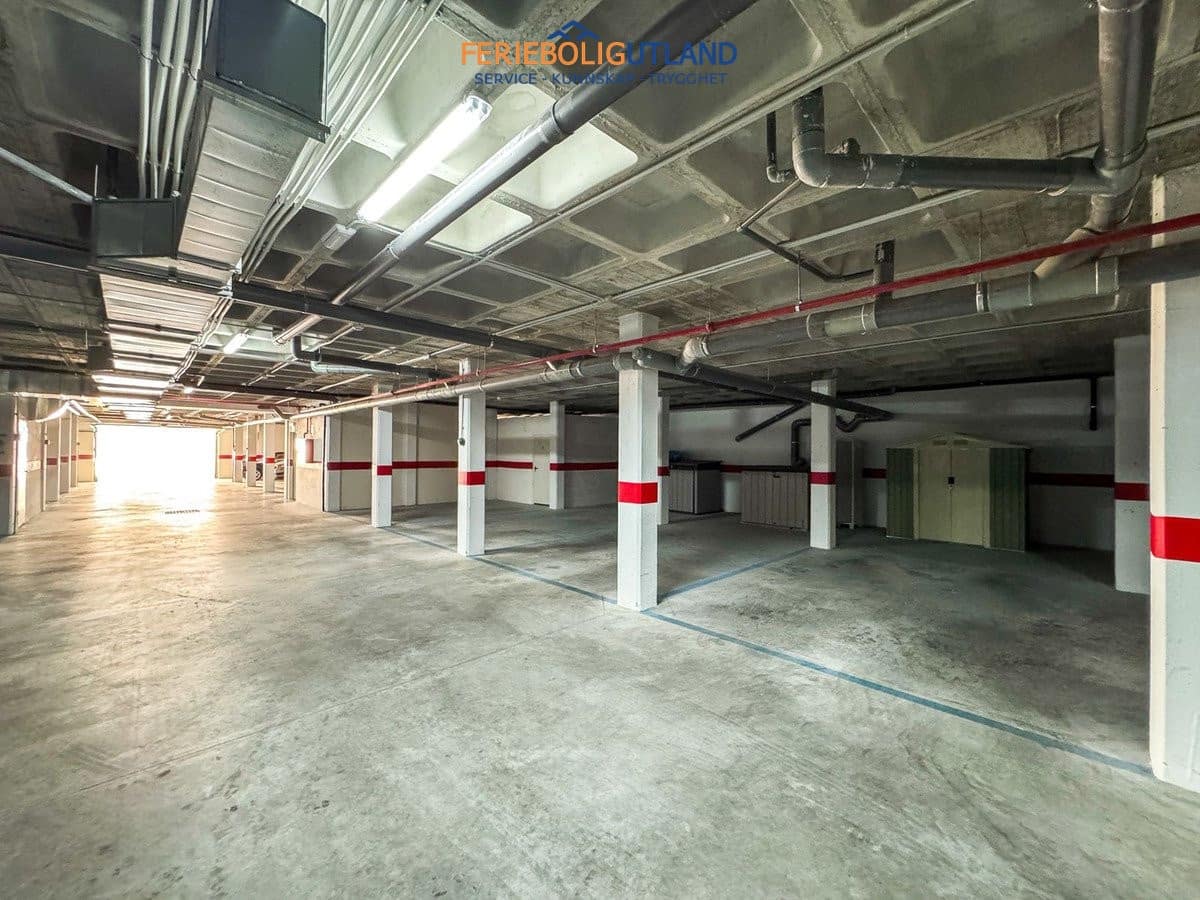 2 Zimmer Penthouse zu verkaufen in Villamartin mit Pool Garage - 298.000 € (Ref: 10082003)
