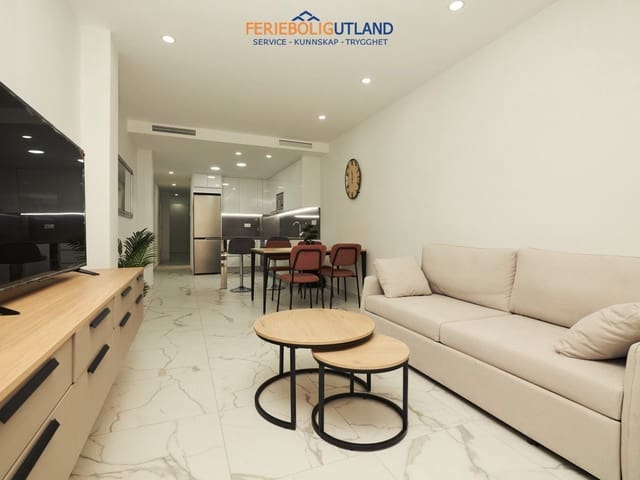 2 makuuhuone Huoneisto myytävänä paikassa Las Piscinas Naturales, Torrevieja mukana uima-altaan 
autotalli - 326 900 € (Ref: 10086561)