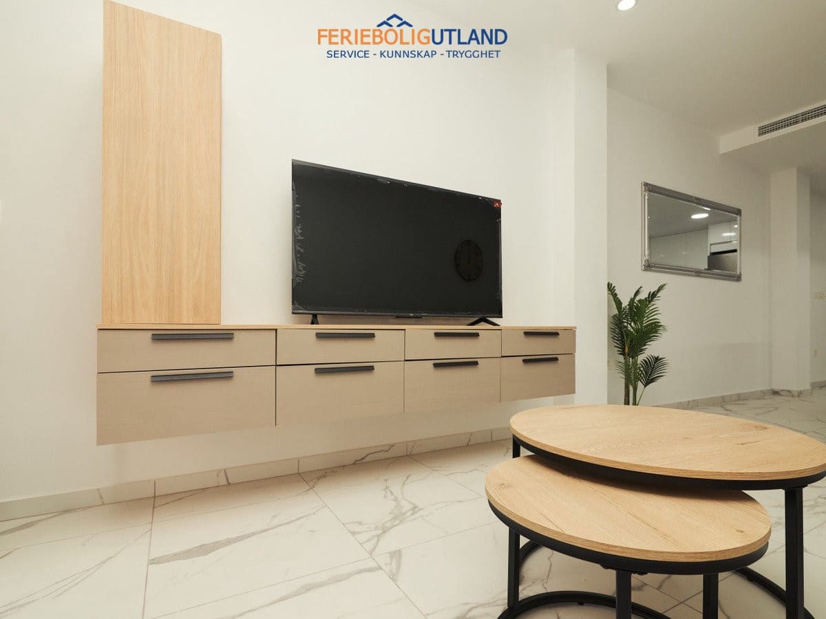 2 makuuhuone Huoneisto myytävänä paikassa Torrevieja mukana uima-altaan 
autotalli - 326 900 € (Ref: 10086561)