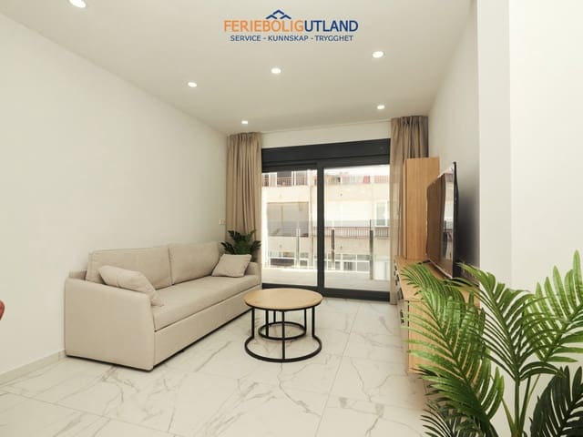 2 makuuhuone Huoneisto myytävänä paikassa Las Piscinas Naturales, Torrevieja mukana uima-altaan 
autotalli - 326 900 € (Ref: 10086561)