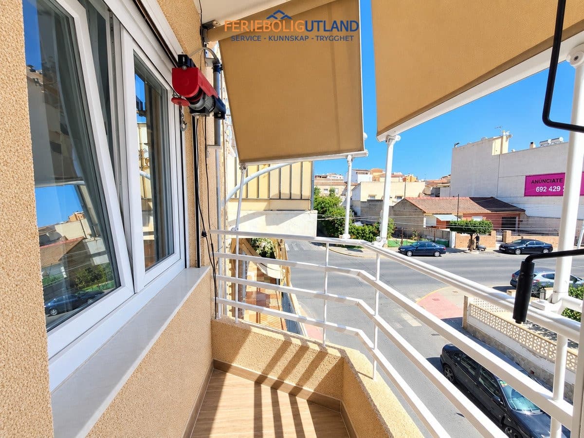 Apartamento de 3 habitaciones en Benijófar en venta con garaje - 149.000 € (Ref: 10086563)