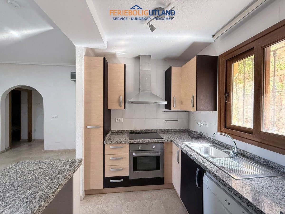 2 makuuhuone Bungalow myytävänä paikassa Las Ramblas Golf mukana uima-altaan 
autotalli - 175 000 € (Ref: 10086567)