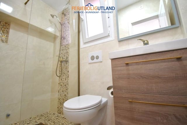 3 Zimmer Villa zu verkaufen in Playa Flamenca, Orihuela mit Pool Garage - 429.000 € (Ref: 10086739)