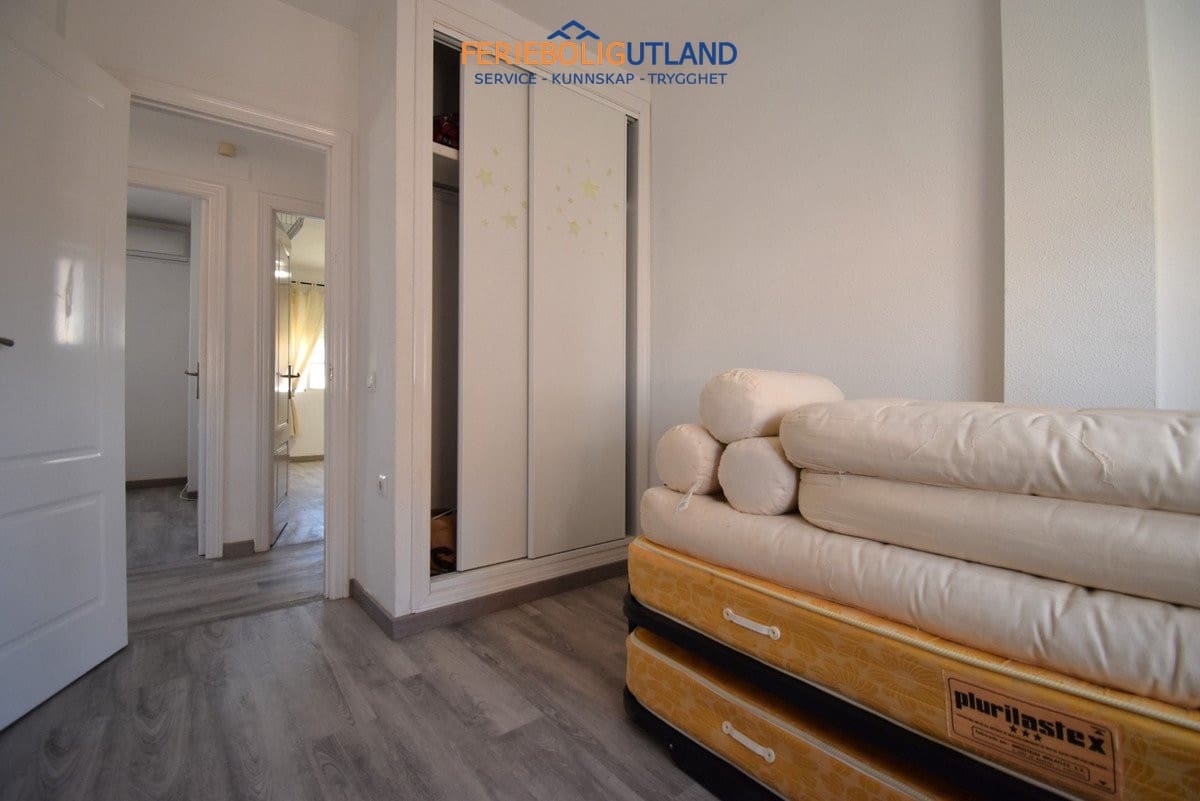 3 Zimmer Villa zu verkaufen in Playa Flamenca mit Pool Garage - 429.000 € (Ref: 10086739)
