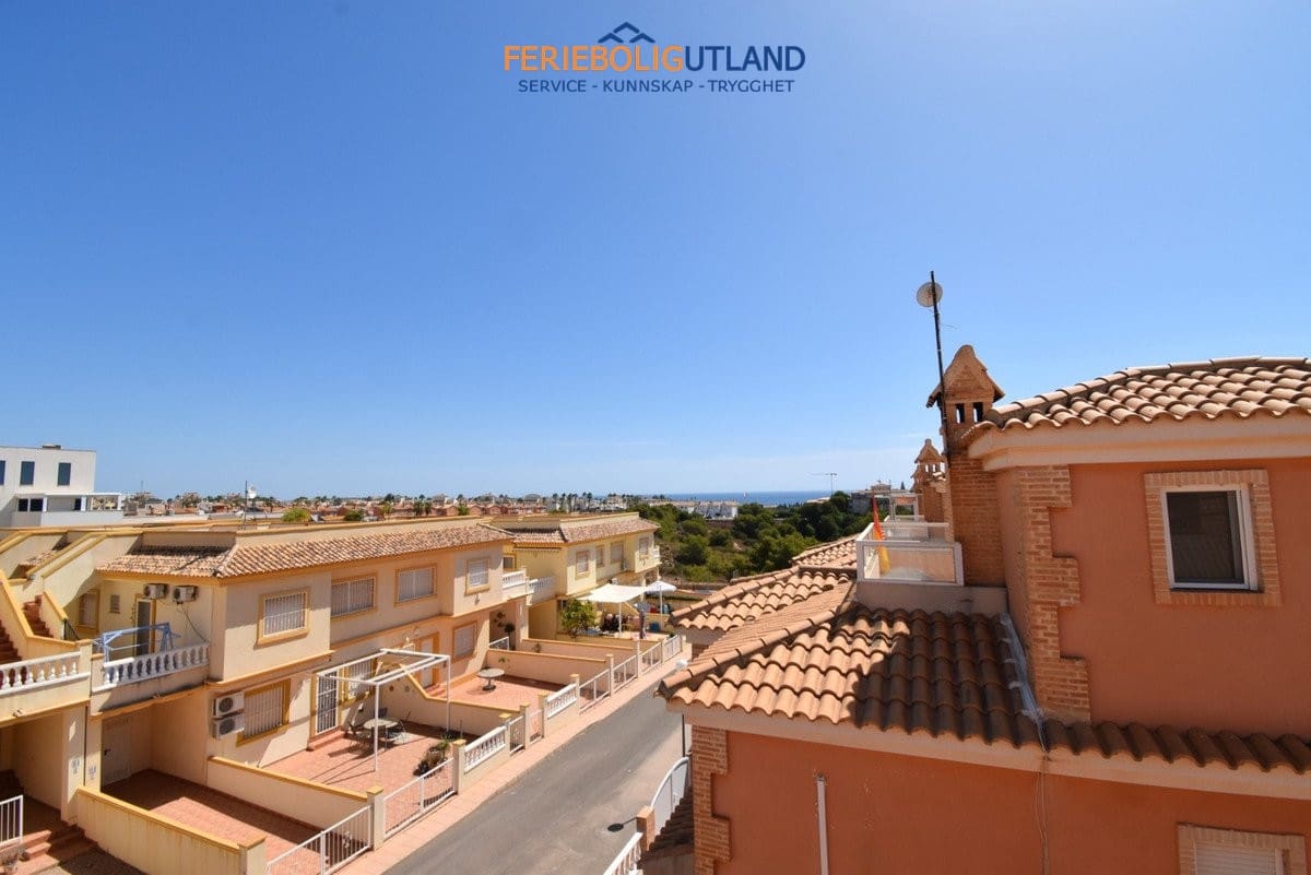 3 Zimmer Villa zu verkaufen in Playa Flamenca mit Pool Garage - 429.000 € (Ref: 10086739)