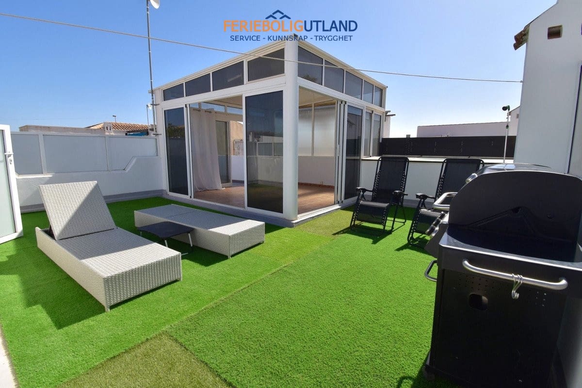2 Zimmer Apartment zu verkaufen in Playa Flamenca mit Pool Garage - 180.000 € (Ref: 10086740)