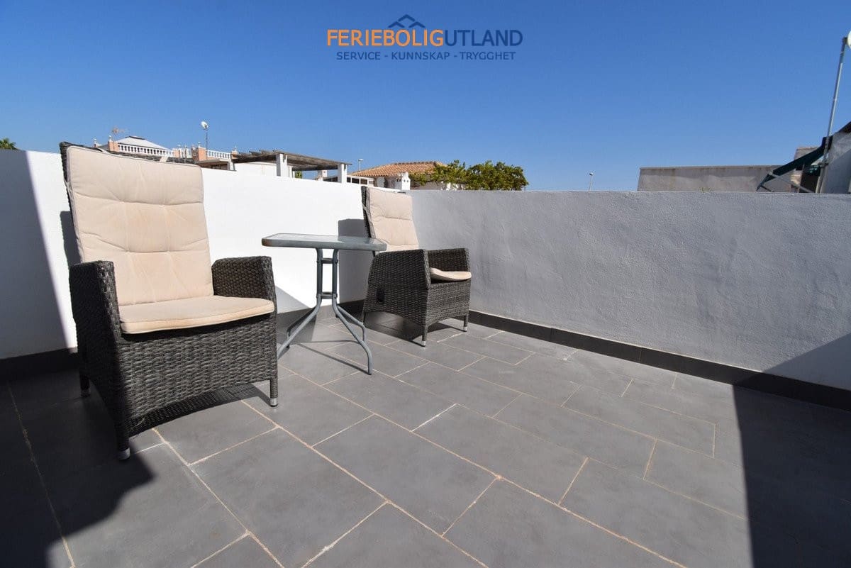 2 Zimmer Apartment zu verkaufen in Playa Flamenca mit Pool Garage - 180.000 € (Ref: 10086740)