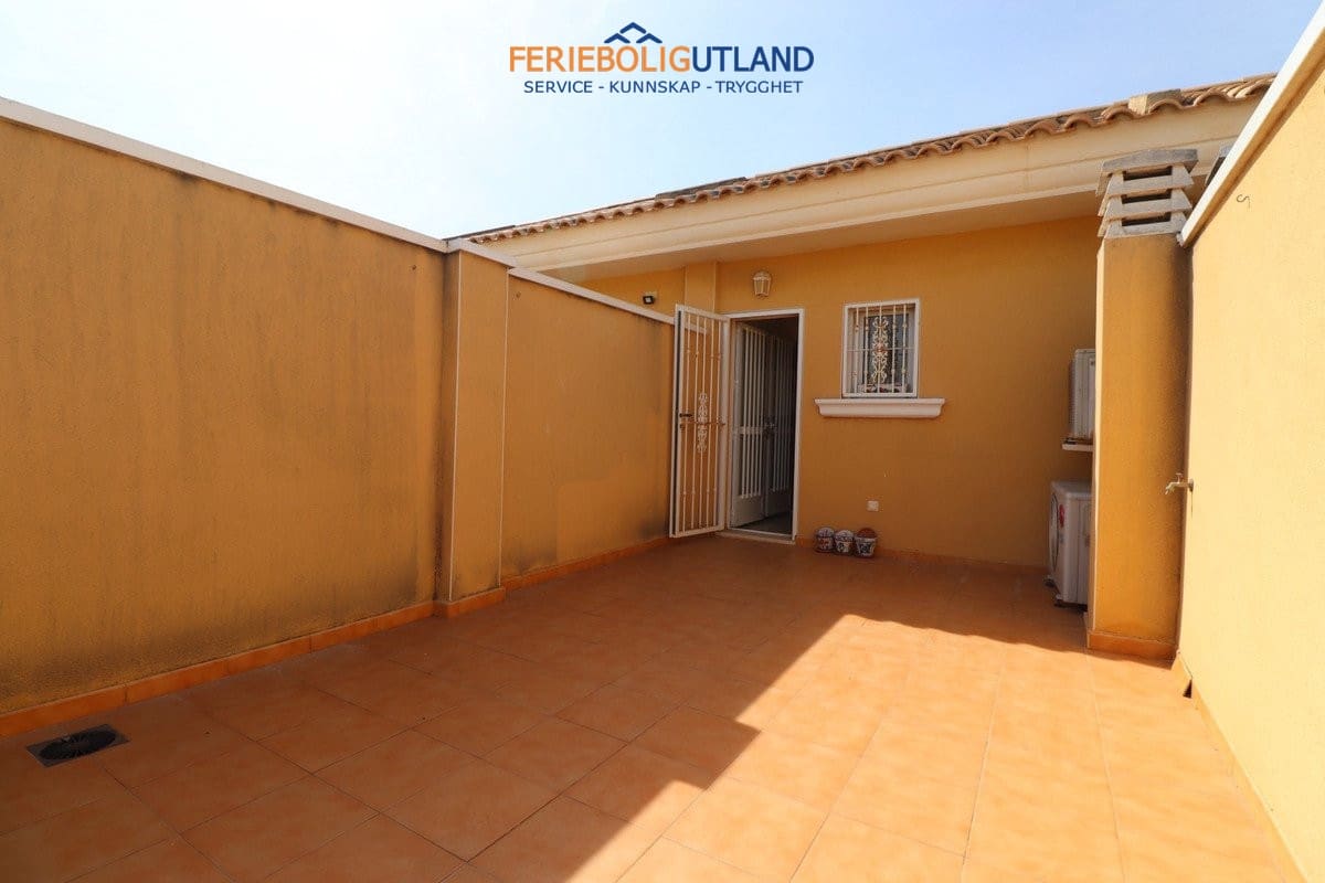 2 slaapkamer Huis te koop in Benijofar met zwembad garage - € 189.950 (Ref: 10095474)