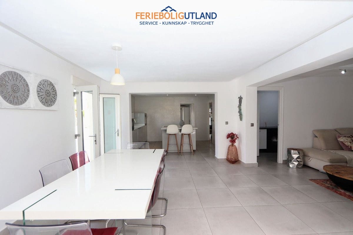 4 chambre Villa/Maison à vendre à Los Balcones avec piscine garage - 525 000 € (Ref: 10095475)