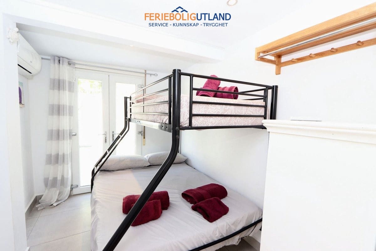 4 chambre Villa/Maison à vendre à Los Balcones avec piscine garage - 525 000 € (Ref: 10095475)