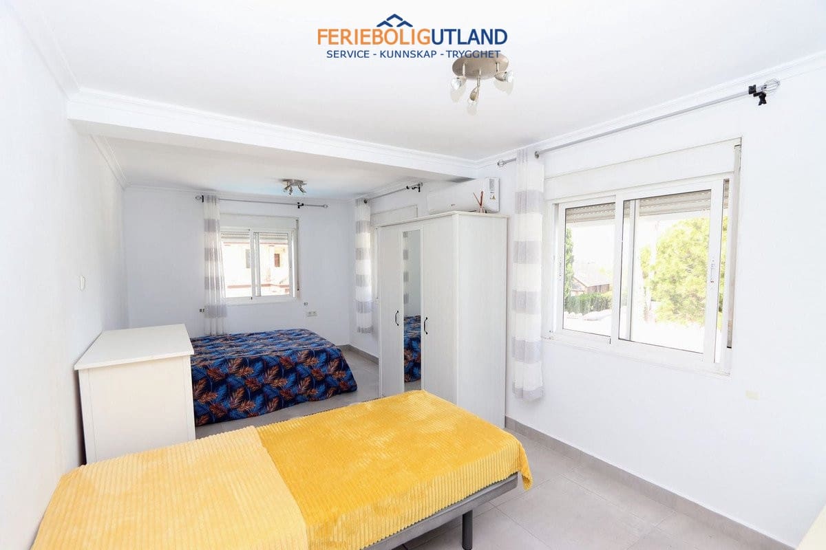 4 chambre Villa/Maison à vendre à Los Balcones avec piscine garage - 525 000 € (Ref: 10095475)