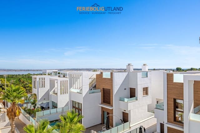 2 soverom Penthouse til salgs i Los Balcones - Los Altos, Torrevieja med svømmebasseng garasje - € 295 000 (Ref: 10095713)