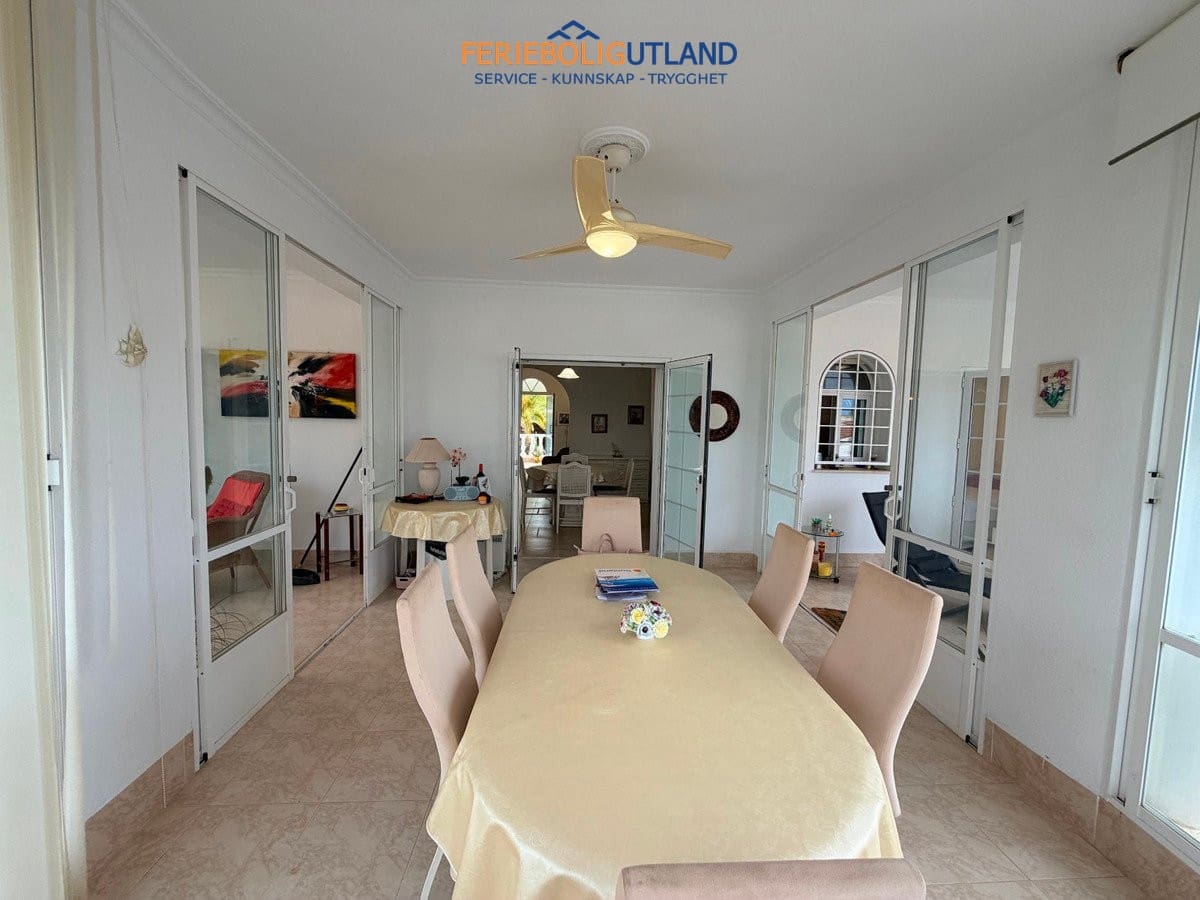 5 soverom Villa til salgs i Ciudad Quesada med svømmebasseng garasje - € 770 000 (Ref: 10095714)