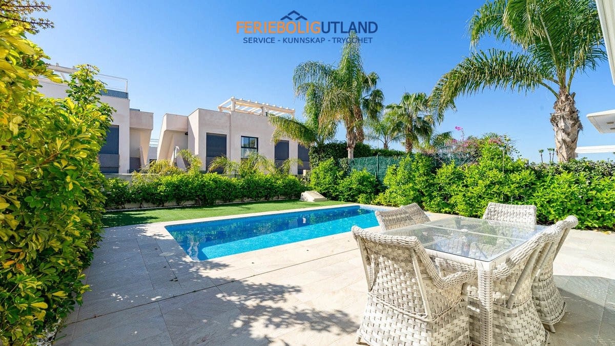 3 sovrum Villa till salu i Ciudad Quesada med pool garage - 458 900 € (Ref: 10098619)