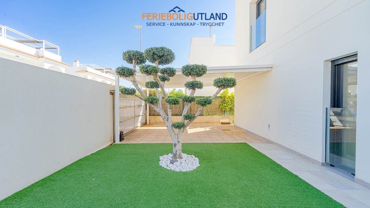 3 sovrum Villa till salu i Ciudad Quesada med pool garage - 458 900 € (Ref: 10098619)