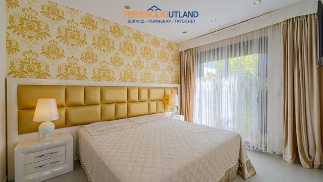 Chalet de 3 habitaciones en Ciudad Quesada, Rojales en venta con piscina garaje - 458.900 € (Ref: 10098619)