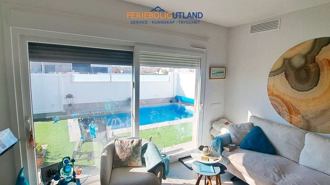 3 soveværelse Villa til salg i Pilar de la Horadada med swimmingpool garage - € 450.000 (Ref: 10098620)
