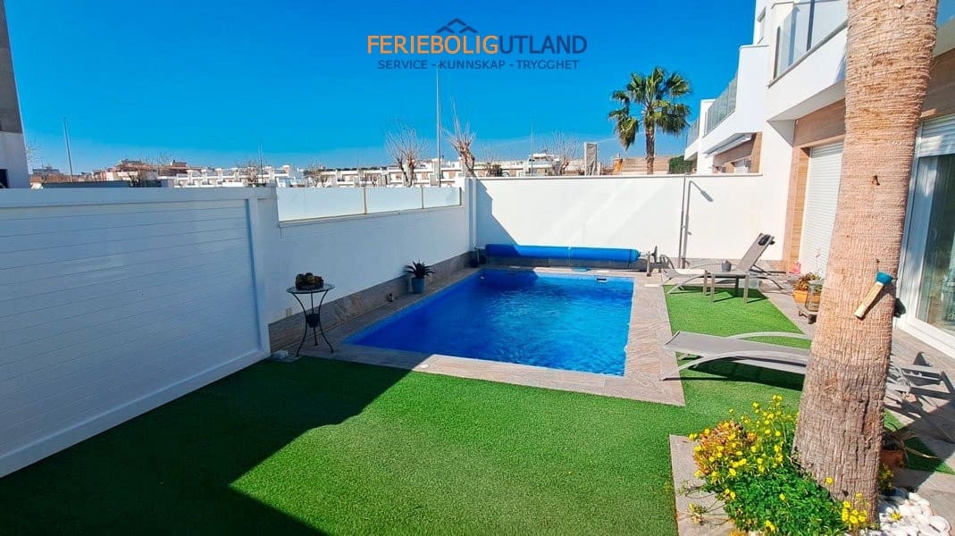3 soveværelse Villa til salg i Pilar de la Horadada med swimmingpool garage - € 450.000 (Ref: 10098620)