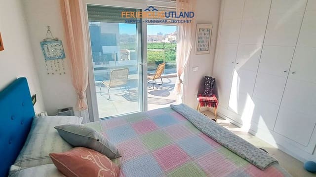 3 soveværelse Villa til salg i Pilar de la Horadada ciudad, Pilar de la Horadada med swimmingpool garage - € 450.000 (Ref: 10098620)