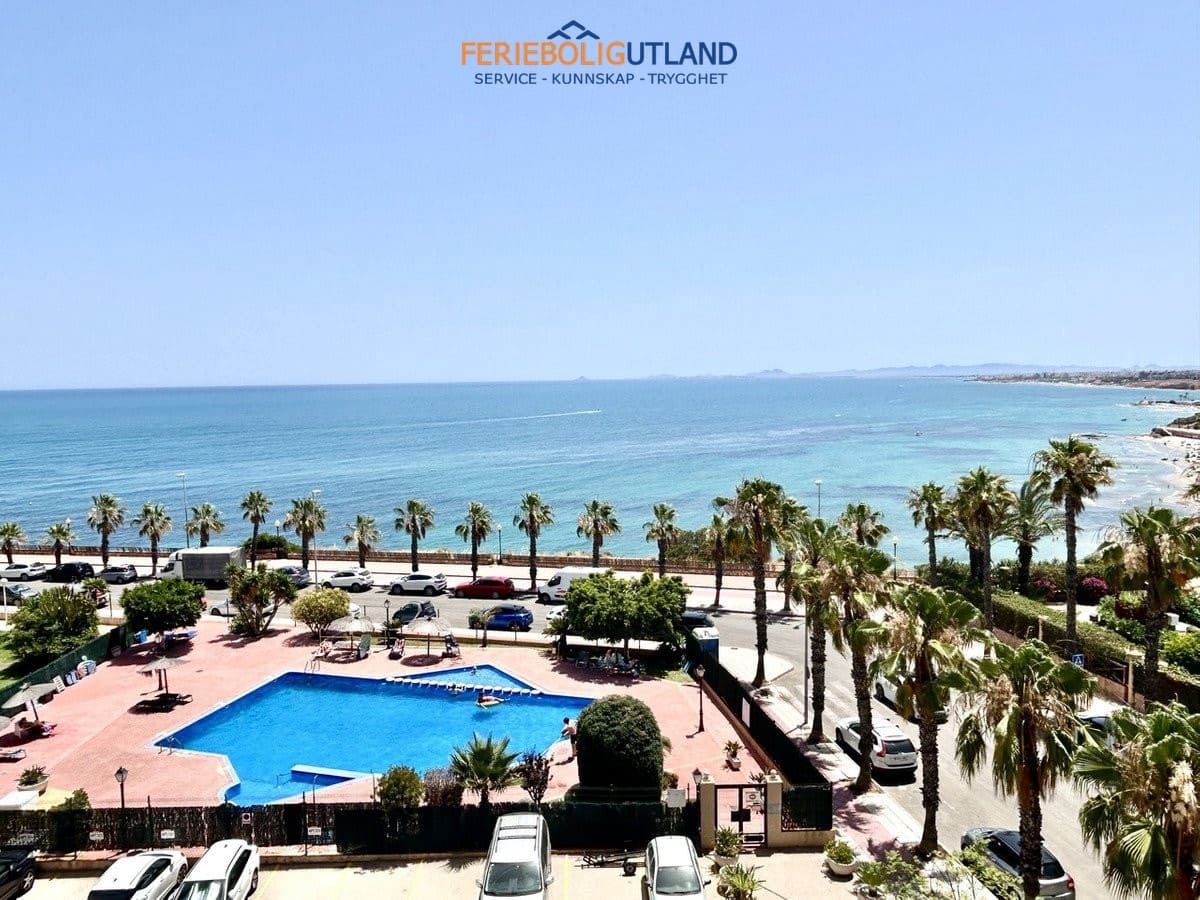 Apartamento de 2 habitaciones en Cabo Roig en venta con piscina garaje - 229.995 € (Ref: 10100532)