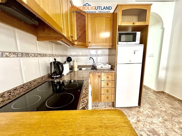 Apartamento de 2 habitaciones en Cabo Roig, Orihuela en venta con piscina garaje - 229.995 € (Ref: 10100532)