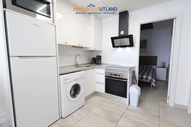 3 sypialnia Bungalow na sprzedaż w La Siesta, Torrevieja z basenem garażem - 145 000 € (Ref: 10100533)