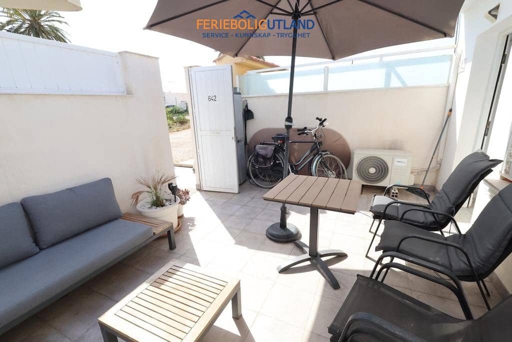 3 sypialnia Bungalow na sprzedaż w La Siesta z basenem garażem - 145 000 € (Ref: 10100533)