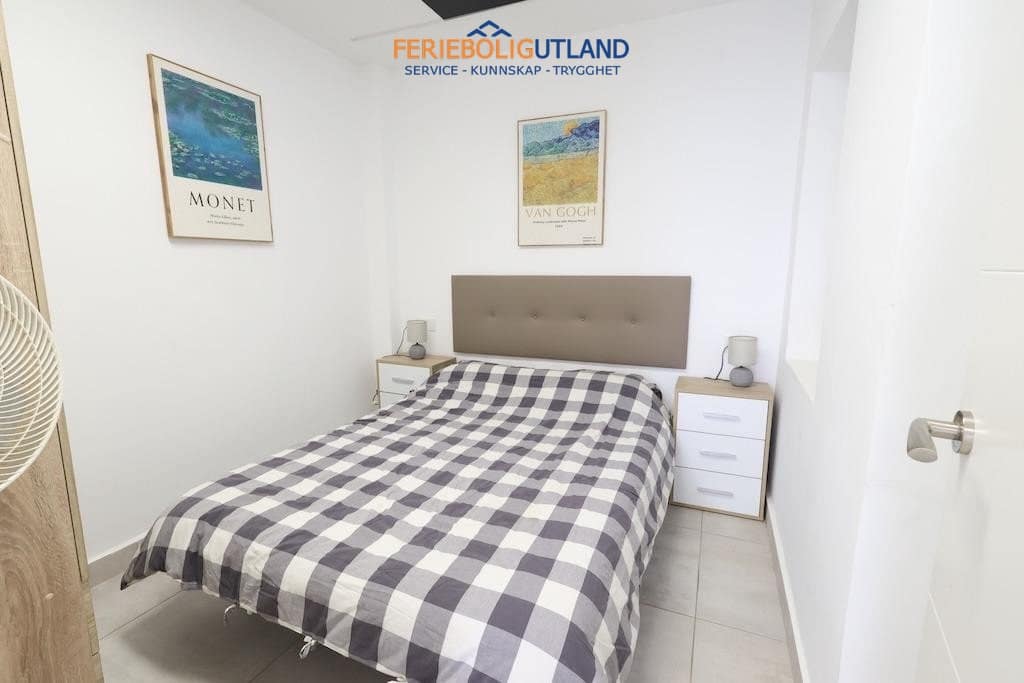 3 sypialnia Bungalow na sprzedaż w La Siesta z basenem garażem - 145 000 € (Ref: 10100533)