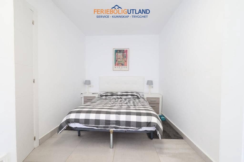 3 sypialnia Bungalow na sprzedaż w La Siesta z basenem garażem - 145 000 € (Ref: 10100533)