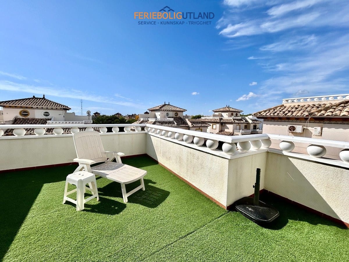 2 soveværelse Byhus til salg i Cabo Roig med swimmingpool garage - € 219.995 (Ref: 10100535)
