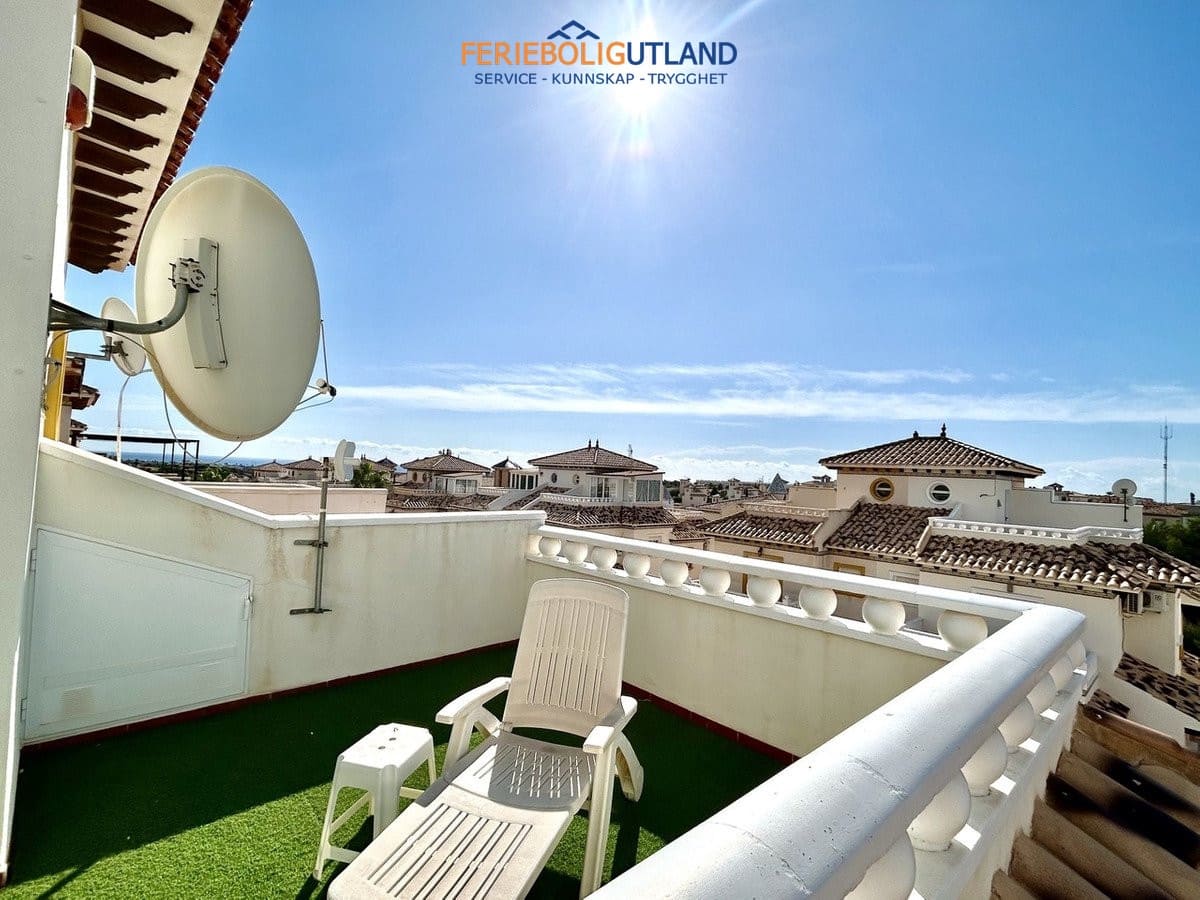 2 soveværelse Byhus til salg i Cabo Roig med swimmingpool garage - € 219.995 (Ref: 10100535)